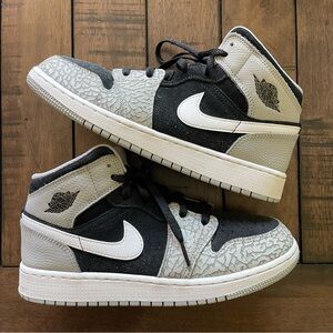 Jordan 1 Mid SE - Elephant Print (GS) - Size 6.5Y